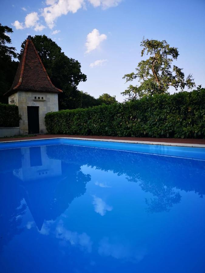 Le Manoir De Nabinaud Bed & Breakfast Exterior photo